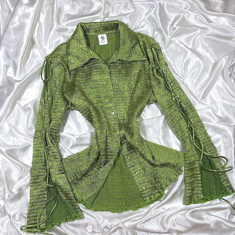 y2k Blouse Green Excellent Crinkle Popcorn Lace Up Sleeve Praise Hymn Fashions